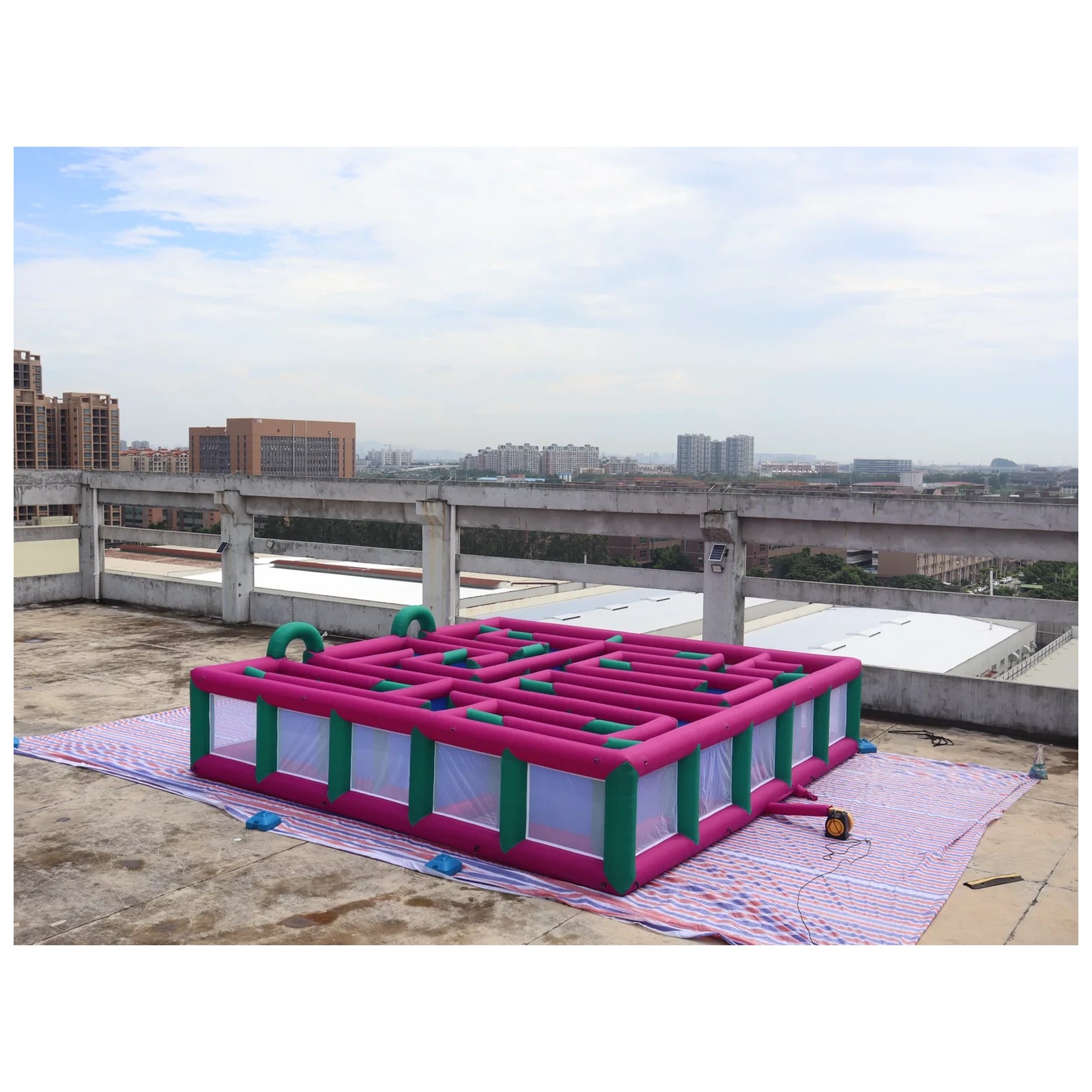 Large Magenta Green Mesh Open  - Kids Outdoor Party Venue 评论和价格